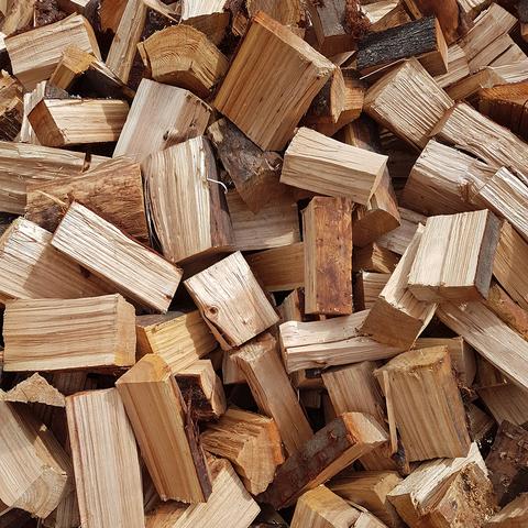 Photo of semi-seasoned oregon firewood.

